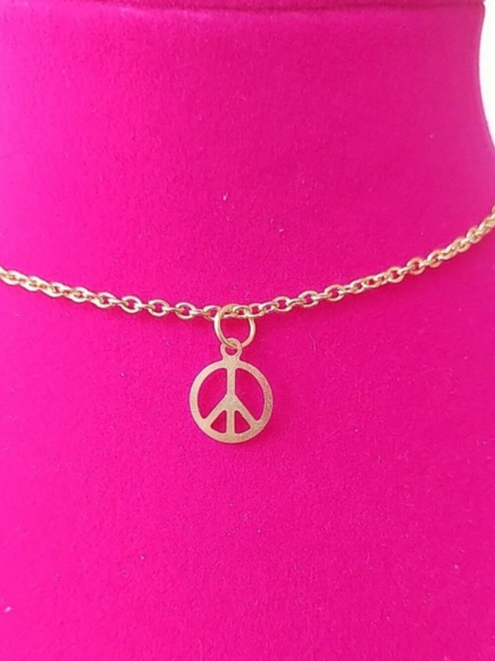 MINIMALIST VERMEIL GOLD+ DAINTY PEACE CHAIN  CHOKER  NECKLACE